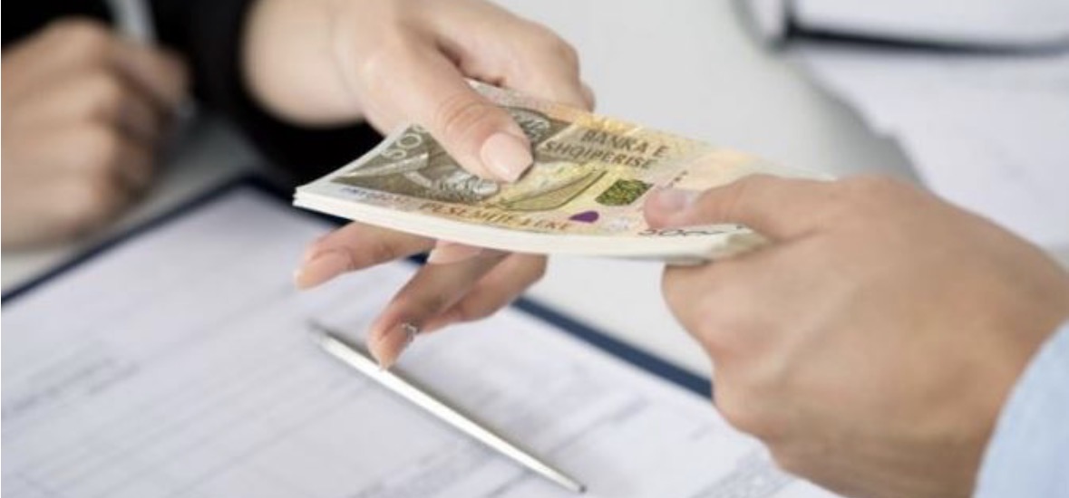 Bankat dhanë 4.5 miliardë euro kredi në vitin 2025, 660 mln vetëm për blerje banesash