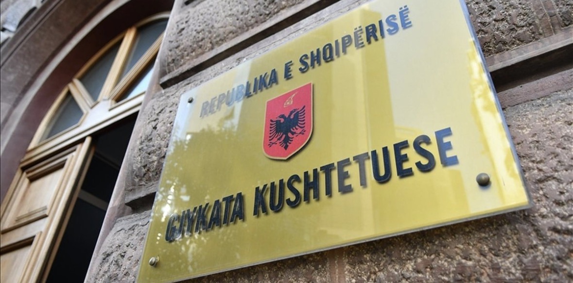 A do të rriten pagat e gjyqtarëve? Çfarë pritet të vendos sot Gjykata Kushtetuese 