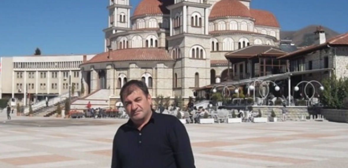 Tentoi të grabisi bankën, fjalët e para të autorit: Jam i zhytur në borxhe 