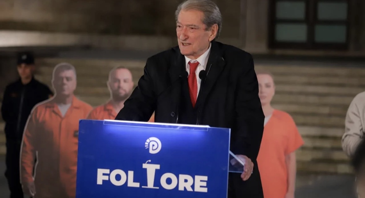 Berisha i përgjigjet sërish Ramës: Thuaju mercenarëve të mos qëllojnë mbi protestuesit se ata do të qëllojnë vetëm mbi ty