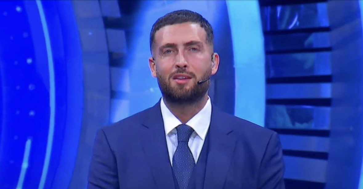 Sulmohet fizikisht moderatori Alaudin Hamiti 