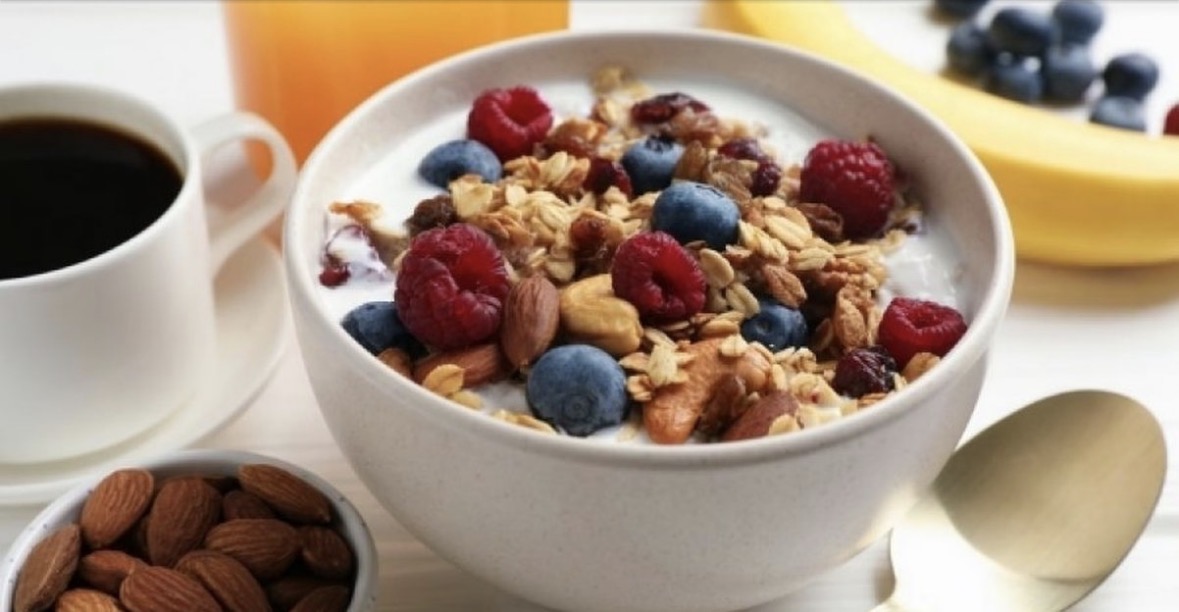 Ushqimet që nuk duhen kombinuar, ato shkaktojnë fryrje dhe parandalojnë humbjen e peshës 