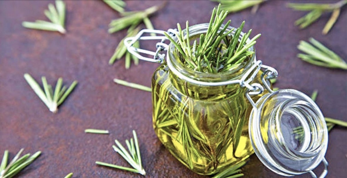 Kjo bimë forcon imunitetin, lehtëson reumatizmin dhe mbron trurin 