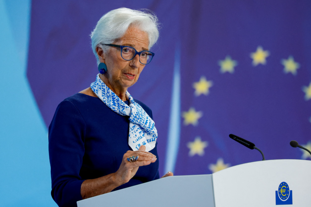 Thashethemet për dorëheqje, Lagarde sqaron kolegët se nuk po largohet