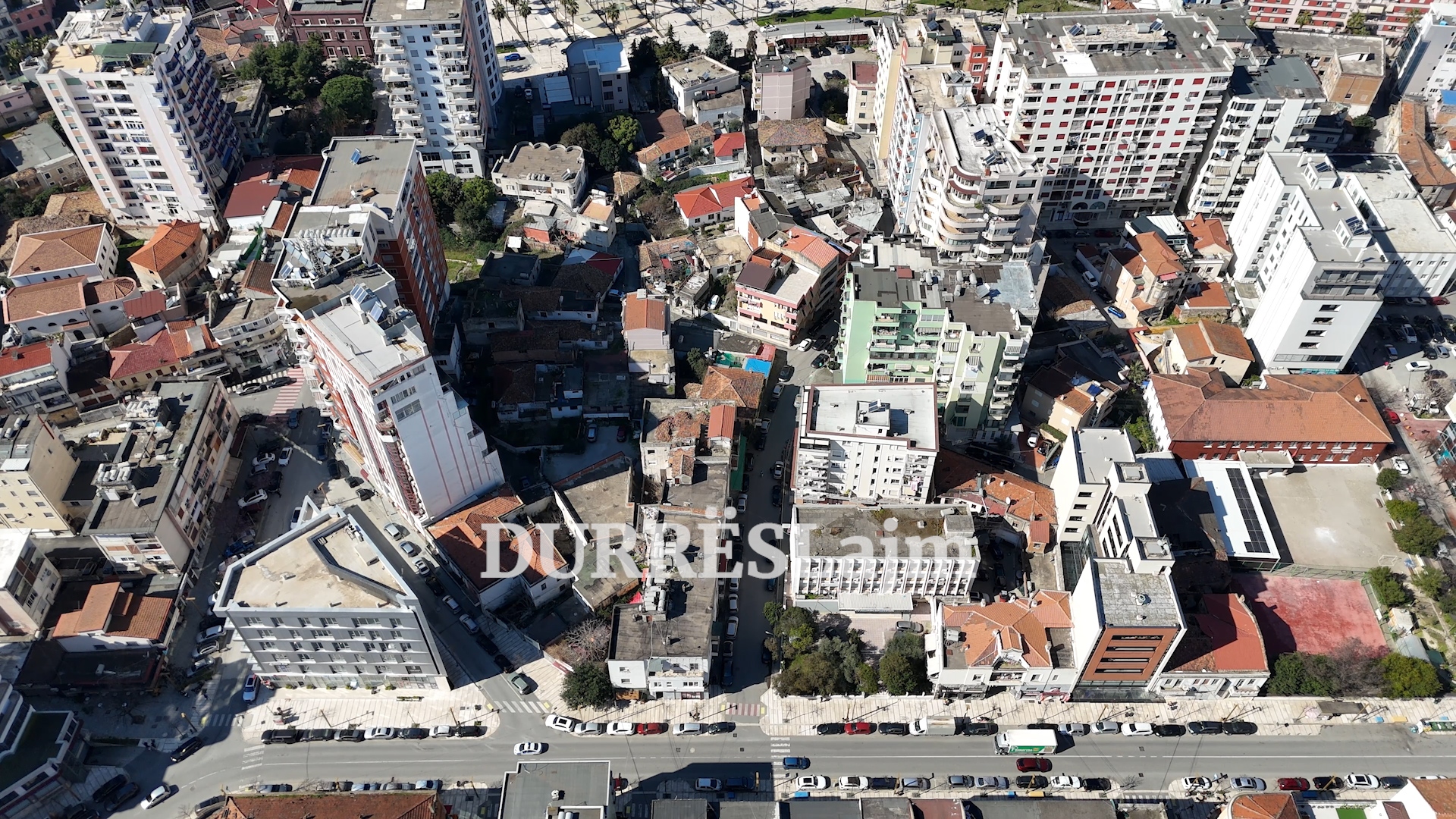 Kulla qiellgërvishtëse e Durrësit do të ndërtohet në zonën historike të qytetit (VIDEO)