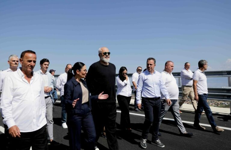 BIRN: Pas shembjes së rrugëve të Shqipërisë fshihet “klientelizmi dhe korrupsioni’