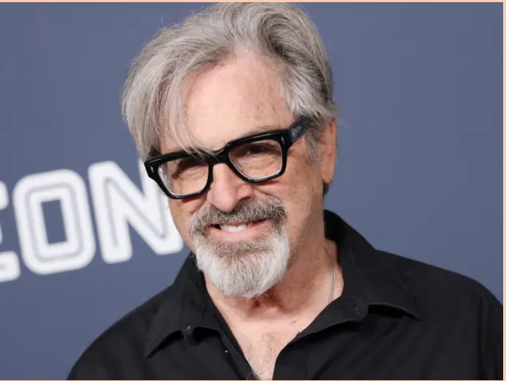 Vdes në moshën 71-vjeçari aktori amerikan Robert Carradine