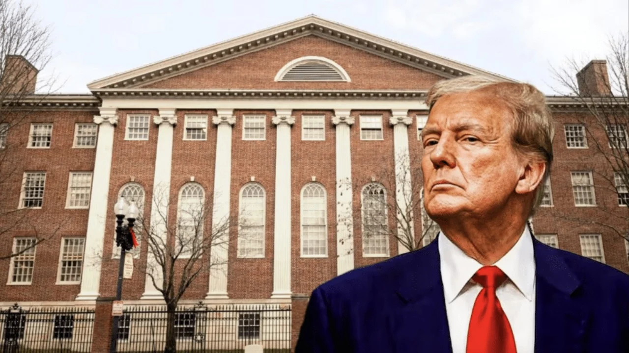 Trump përshkallëzon përplasjen me Harvardin, kërkon 1 miliard dollarë dëmshpërblim nga universiteti