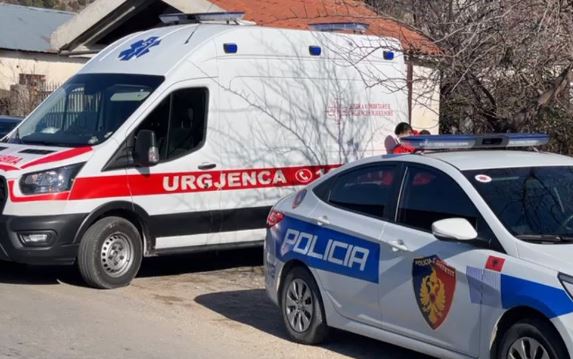 66-vjeçari gjendet i pajetë në trotuar, policia e Durrësit jep detaje për ngjarjen