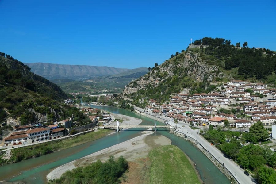 Nxirret trupi i pajetë i një gruaje nga lumi Osum, dyshimet e policisë