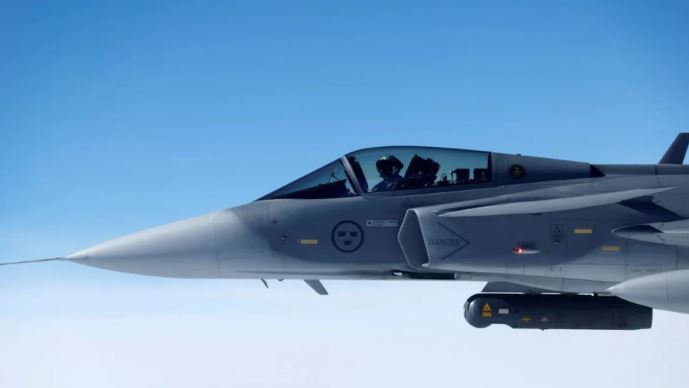 Suedia angazhon aeroplanë luftarakë për të patrulluar Groenlandën për “Arctic Sentry” të NATO-s