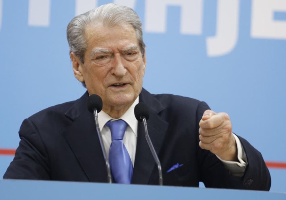 “Këtë betejë do ta fitojmë”- Berisha për protestën e 10 shkurtit: Kemi vetëm një qëllim, largimin e armikut dhe regjimit të egër! 