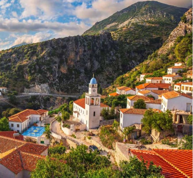 Rama: Në 5 vite, rritje prej 80% të vizitorëve të huaj në Shqipëri