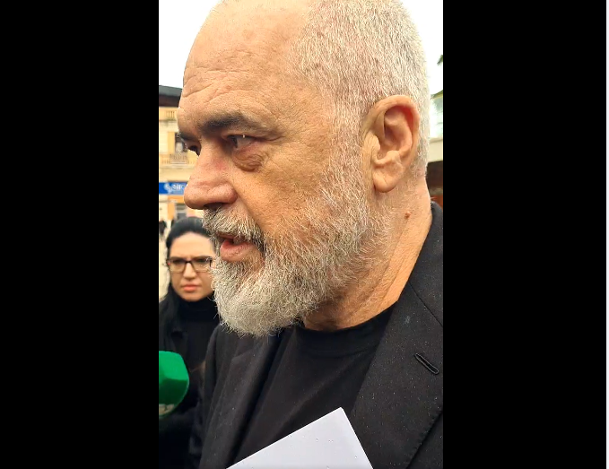 Rama flet pas takimit me banorët e prekur nga projekti TID