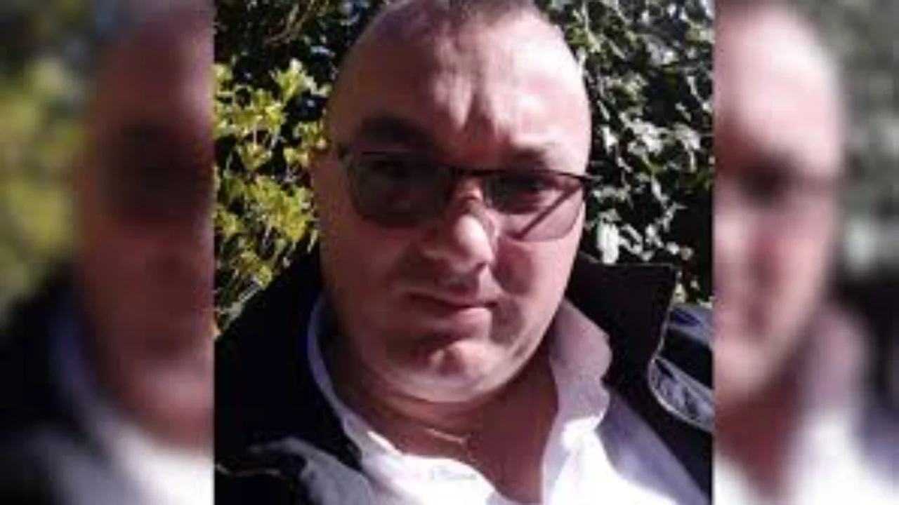 Efektivi i policisë humb jetën teksa po drejtonte mjetin në autostradën Tiranë-Durrës, pësoi arrest kardiak