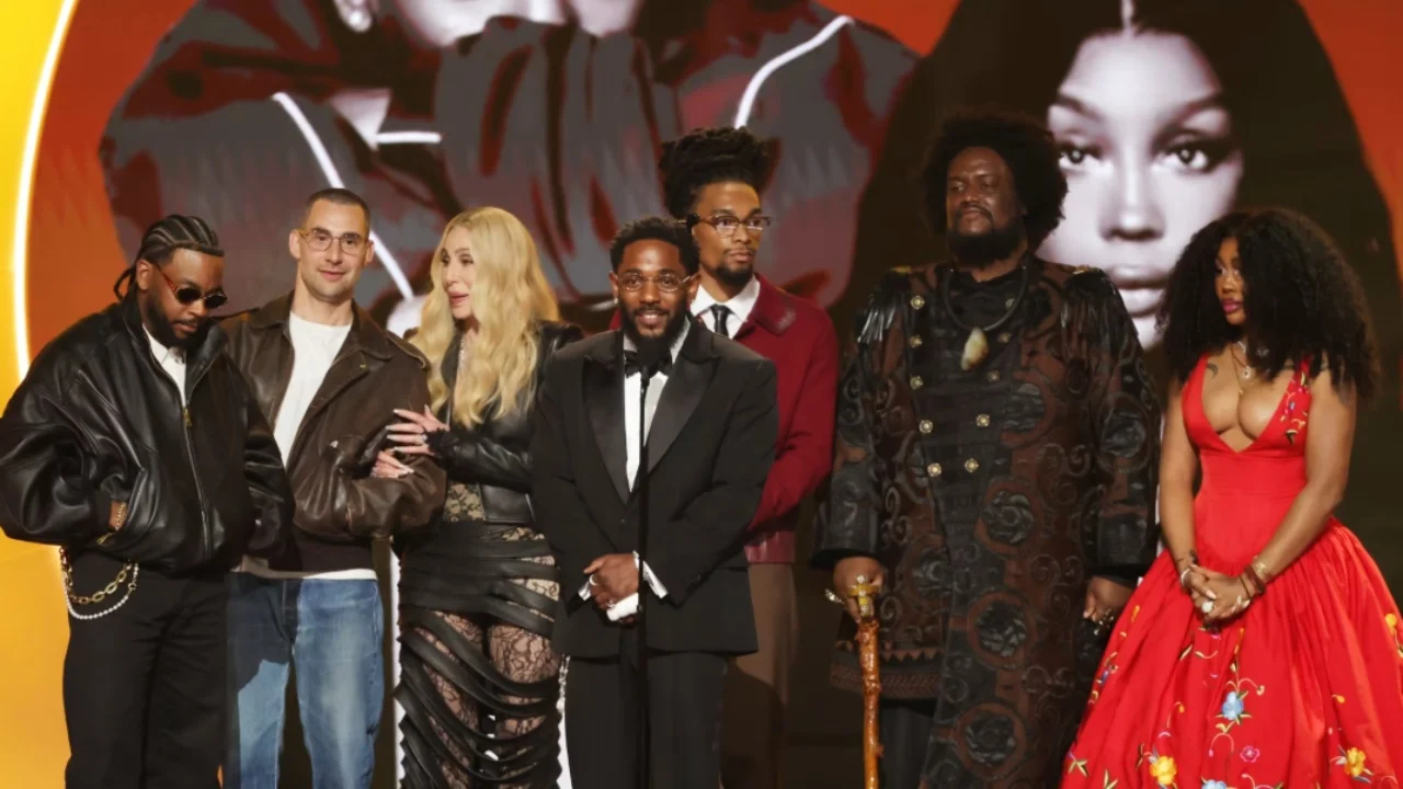 Grammy 2026 shënohet nga rekorde, fitore historike dhe rivalitete! Ja 4 çmimet kryesore