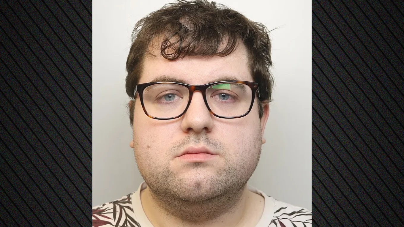 Abuzim seksual me fëmijë të vegjël, arrestohet punonjësi i çerdhes në Britani