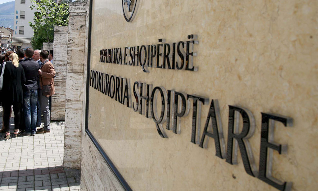 Shoqata e Prokurorëve i bashkohet kërkesës së gjyqtarëve për paga më të larta