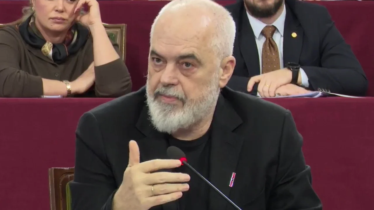 “Belinda Balluku më ka dorëzuar tre herë dorëheqjen”/ Rama: Ia kam refuzuar unë, nuk e pranoj deri sa…