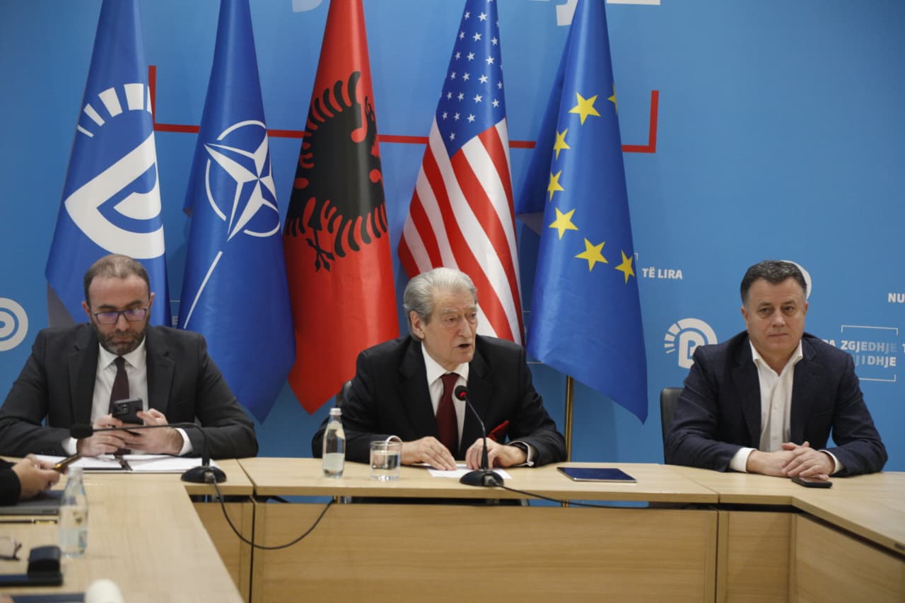 Akuzat e forta të Berishës: Fjona Papajorgji dhe Sandër Beci janë mercenarë, sa ju ka paguar Lubi Balluku? 