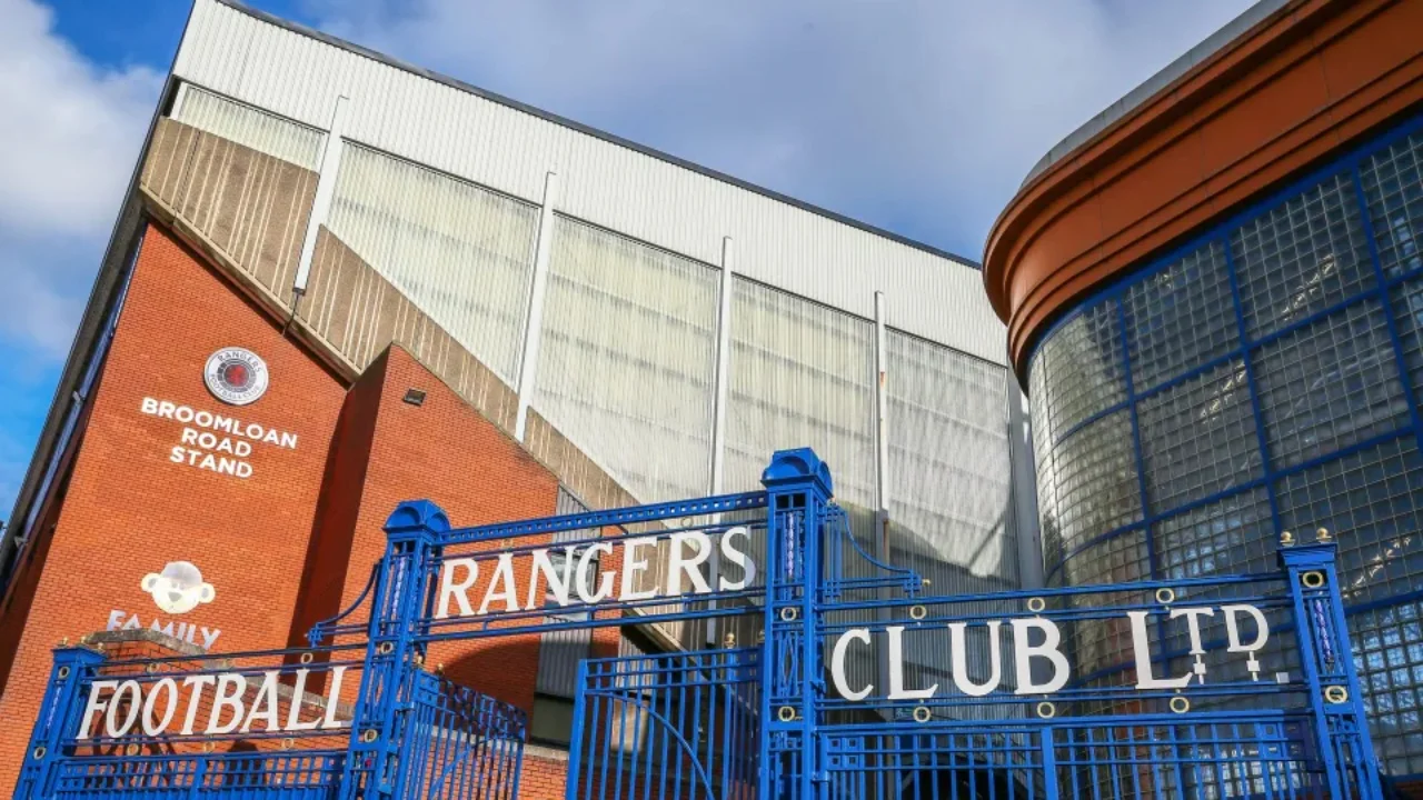 Shpërthen skandali seksual tek klubi Rangers, lojtarët prenotonin dhoma hotelesh për të kryer marrëdhënie me vajza të tjera