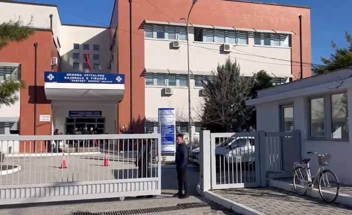 Ngjarje e rëndë në Kavajë, vritet me thikë 47-vjeçari pas konfliktit për motive të dobëta