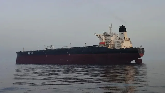 Irani godet një cisternë gjigante nafte në brigjet e Dubait