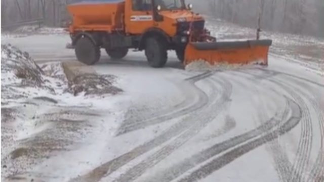 Rikthehen reshjet e dëborës në Korçë, zbardhet aksi Boboshticë-Dardhë