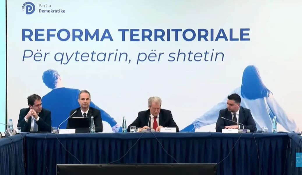 “e-Albania tani e tutje do të quhet Ergys Agasi Albania”- Berisha: Është tallje të mendosh se do të përfitojnë qytetarët