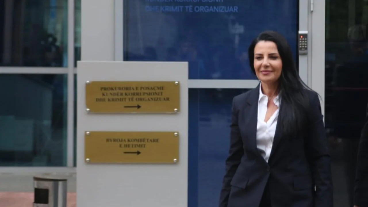 Gjykata e Apelit të Posaçëm lë në fuqi pezullimin nga detyra të Belinda Ballukut