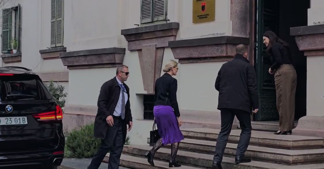 Gara për kreun e Policisë së Shtetit, e dërguara me punë e SHBA-së shkon në Ministrinë e Brendshme