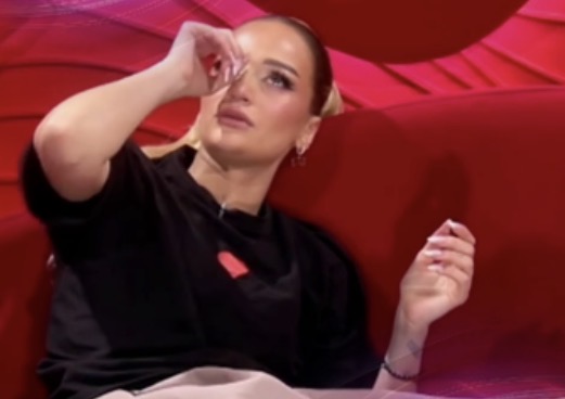 Eliminimi i Gimbos, përlotet Selin në dhomën e rrëfimit: E dija që do të ndodhte kështu 