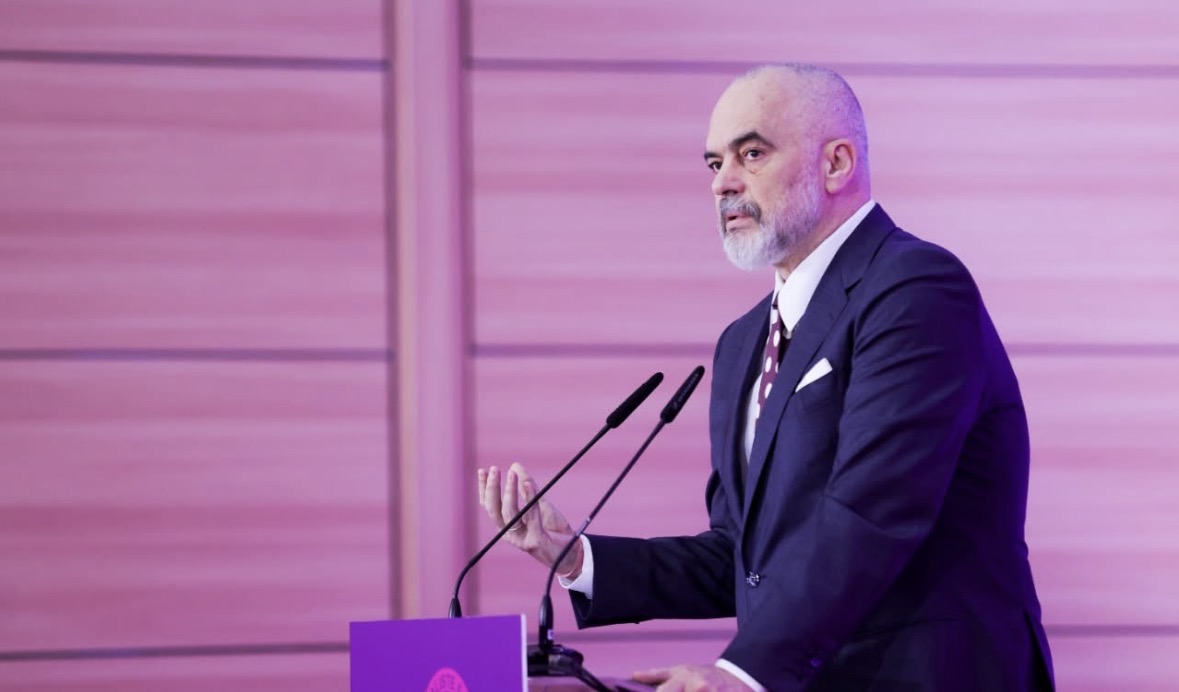 Rama zbret në Tiranë, nis prezantimin e drejtuesve politikë në çdo njësi