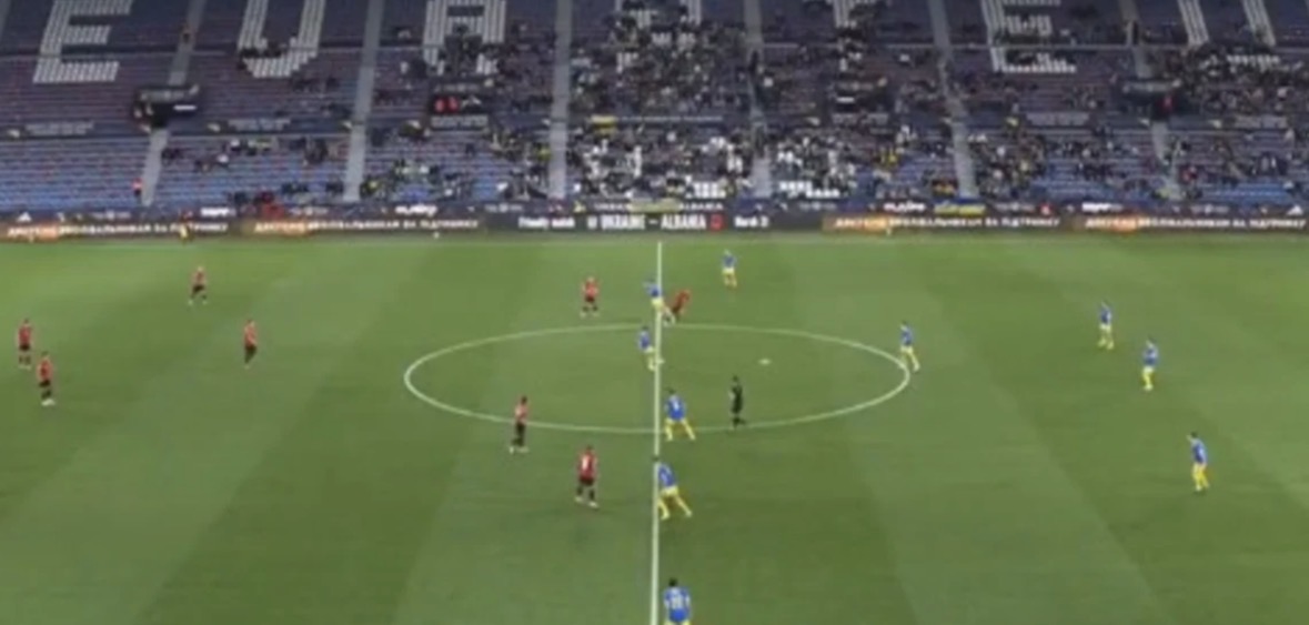 Miqësorja me Shqipërinë, Ukrainasit tundin rrjetën. Goli anulohet për pozicion të pa rregullt 