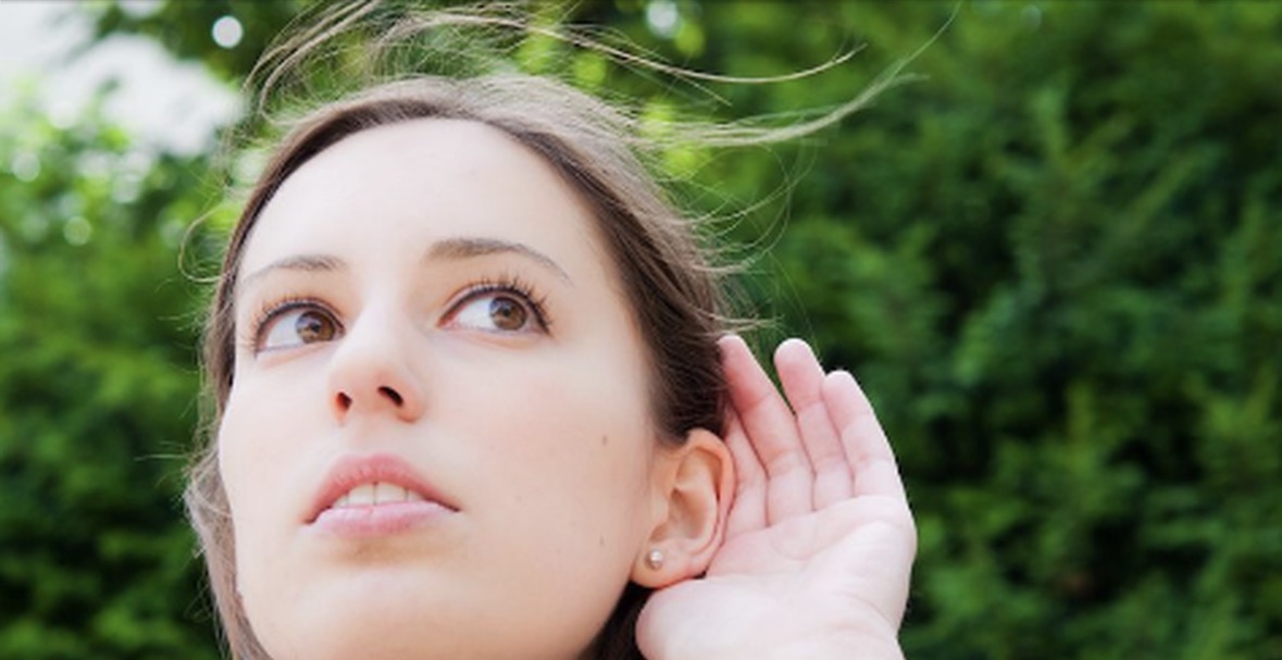 Problemet me dëgjimin te moshat e reja në shifra alarmante, audiologu tregon shkakun 