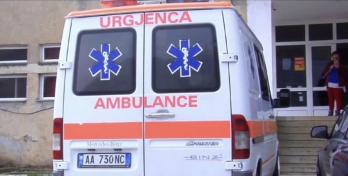 Sherr i madh mes adoleshentëve në Delvinë, një i plagosur 