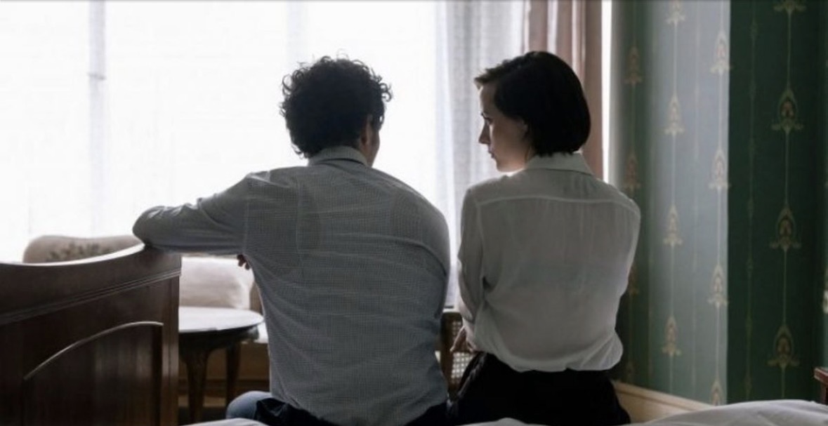 Çfarë e bën një marrëdhënie monotone? 