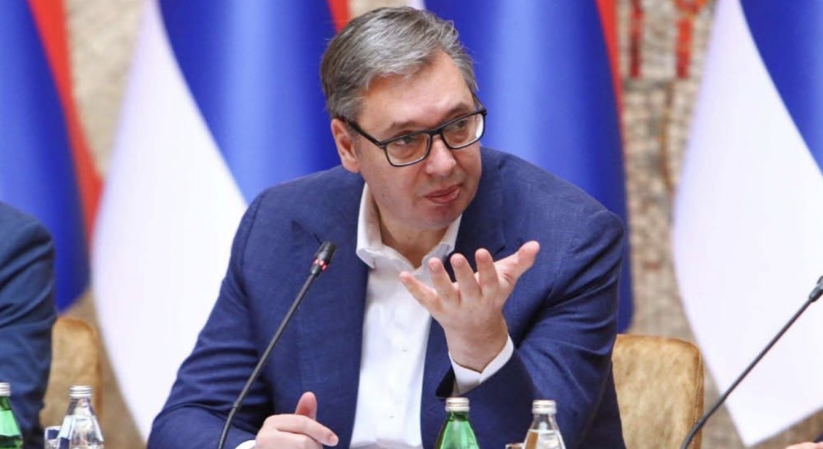 Vuçiç prezanton strategjinë “Serbia 2030” me Kosovën brenda: Do të përdoret arma bërthamore