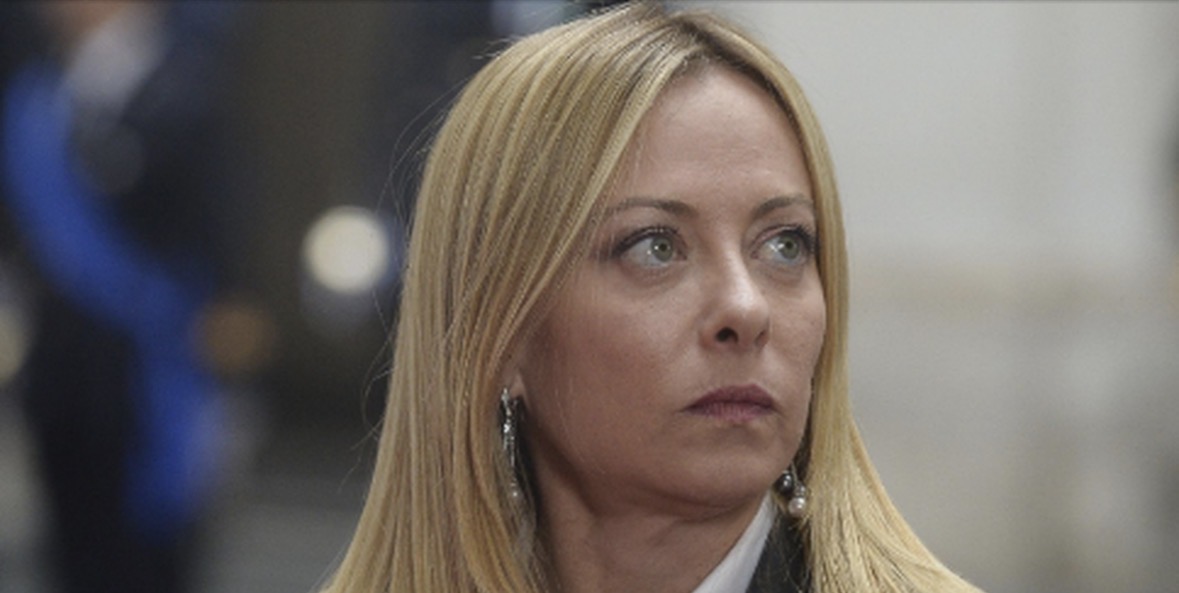 Meloni i thotë “Jo” përfshirjes në luftë/ Parlamenti italian miraton rezolutën e Lindjes së Mesme, Kryeministrja: Taksa shtesë për ata që… 