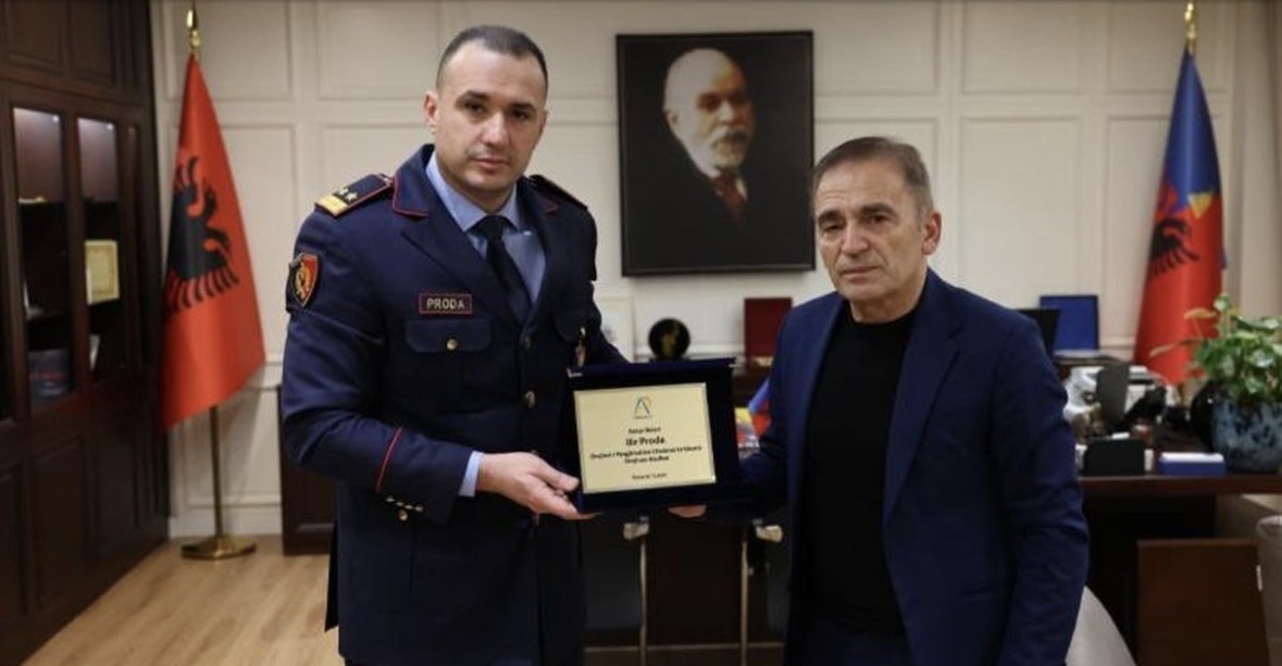 “Vila 31 ‘shkak’ për shkarkimin e Prodës”/ Eksperti i sigurisë: Posti i kreut të Policisë të jetë apolitik! Duhen platforma 