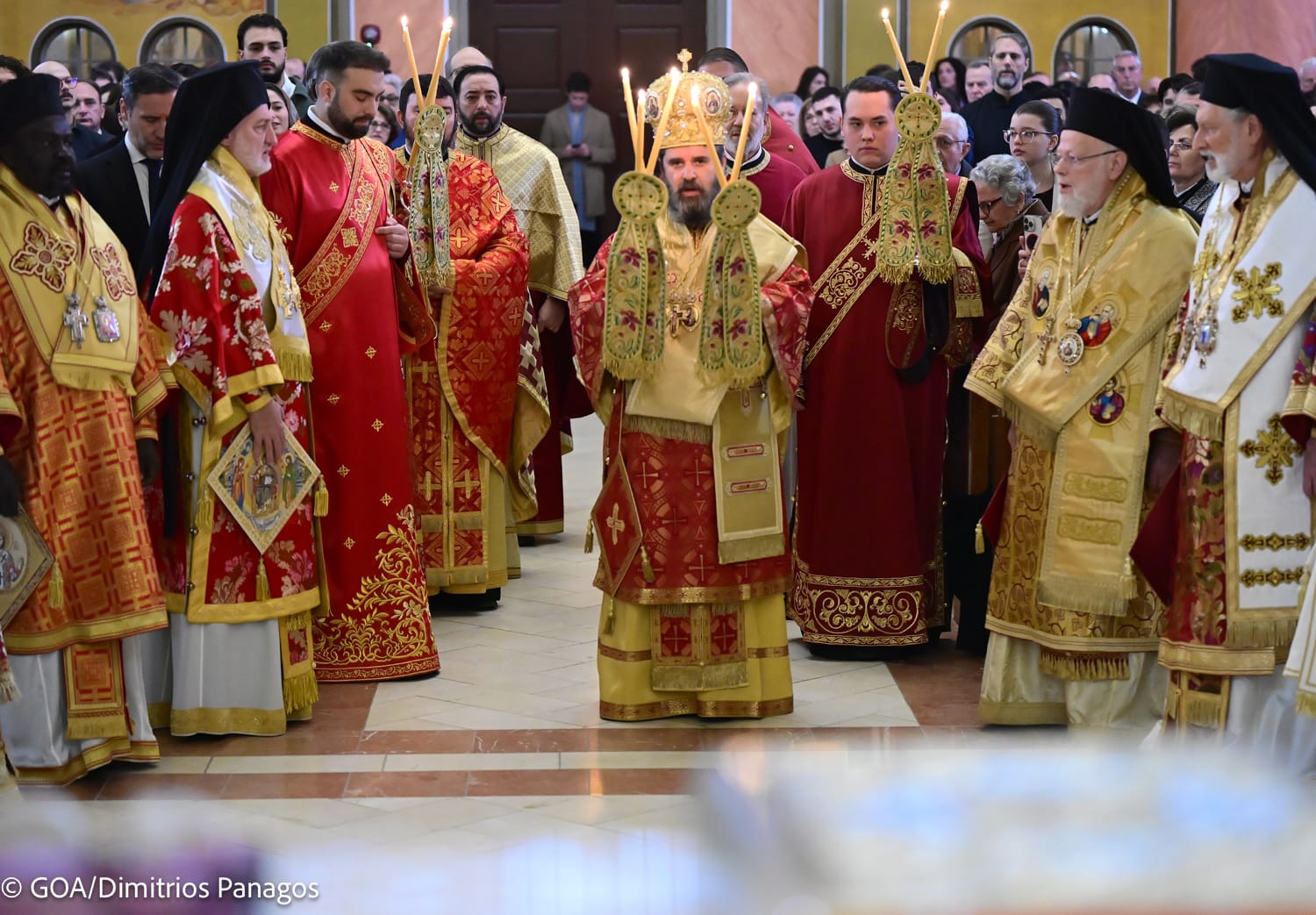 FOTO/ Kryepeshkopi Joan në SHBA, drejton Liturgjinë Hyjnore në Kishën e Shën Ekaterinës në Braintree, Massachusetts