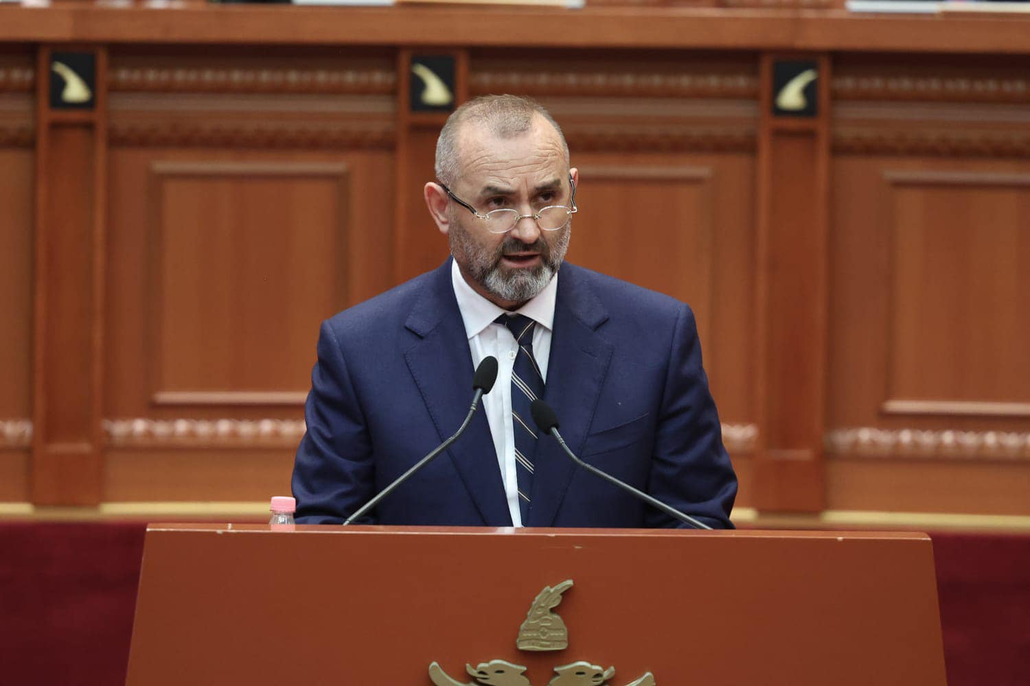 “S’kam lexuar kurrë një raport kaq të detajuar sa ai i opozitës”, Manja: Ja pse PS është kundër heqjes së imunitetit të Ballukut!