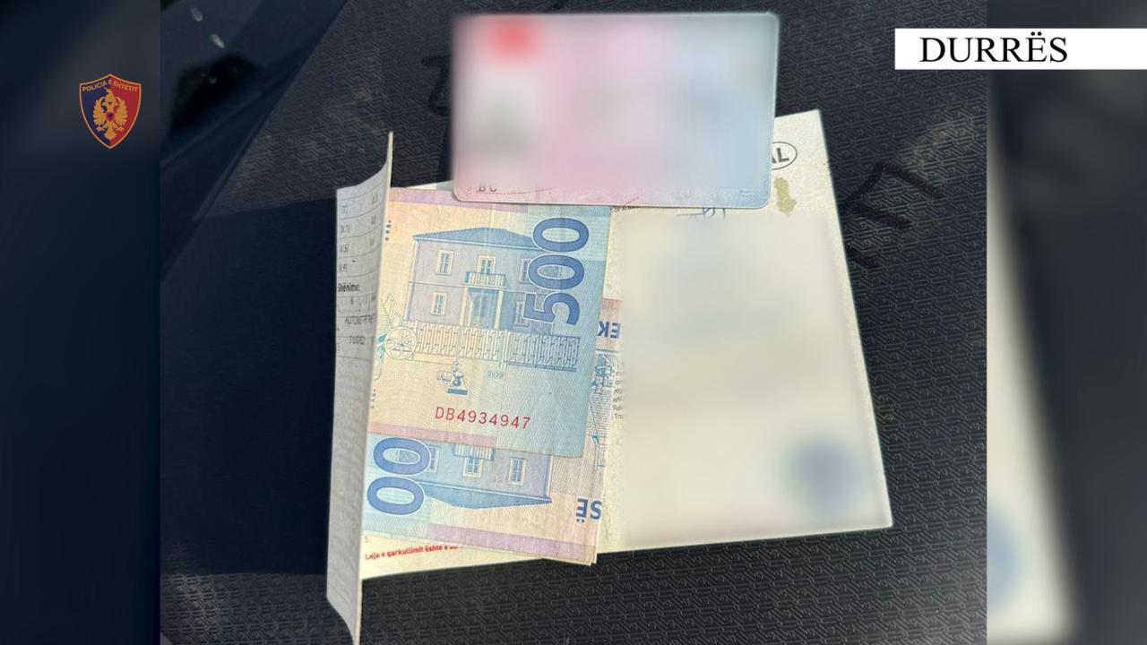 I jep 1500 lekë policit në Durrës që të mos e gjobisë, procedohet penalisht 61-vjeçari