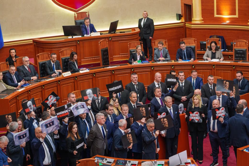 “Kusht për progres, ndjekja penale edhe në raste të rangut të lartë”! Rrëzimi i kërkesës së SPAK për arrestimin e Ballukut, reagon Ambasada Gjermane