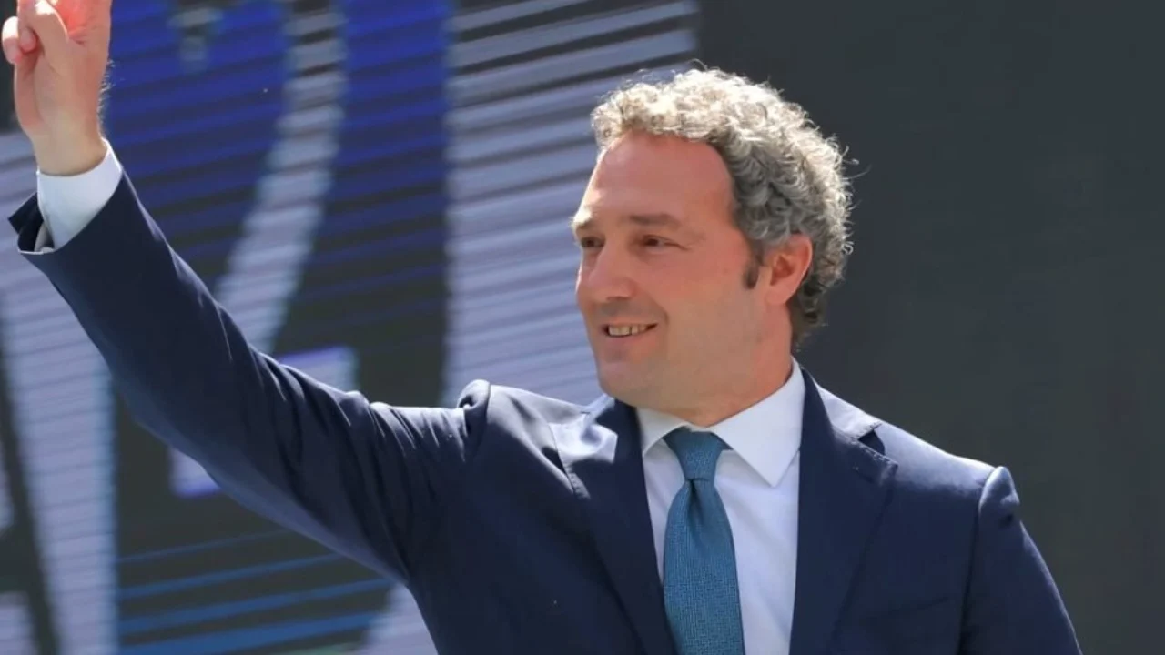 “Analizat laboratorike në QSUT janë ndërprerë”, PD kërkon interpelancë me ministren e Shëndetësisë