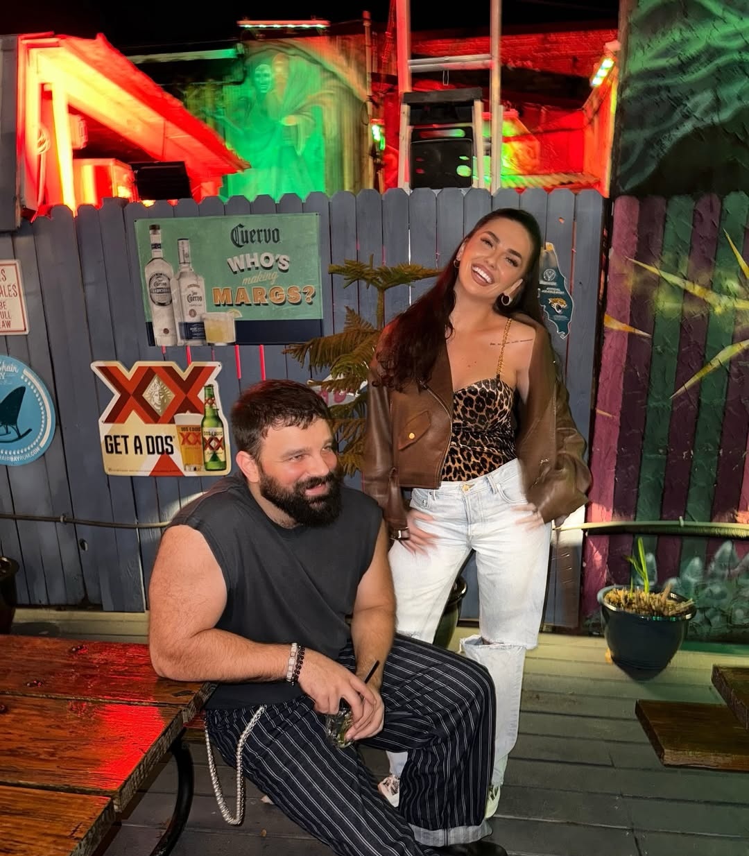 Alban Ramosaj feston 30-vjetorin, Beatrix i bën urimin e veçantë: Shpresoj që jeta të të kujtojë sa i jashtëzakonshëm je