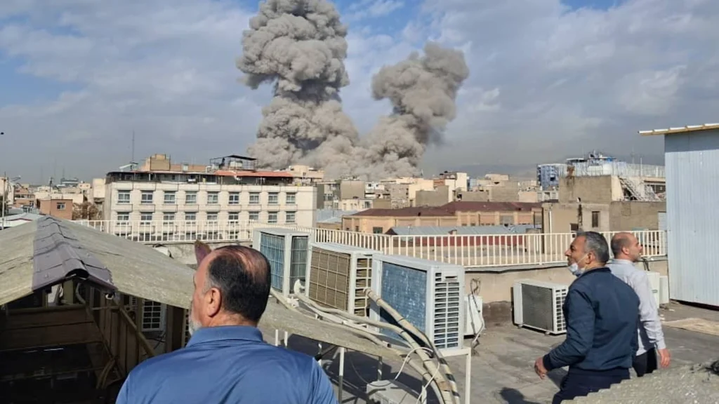 Banorja nga Teherani: Njerëzit do të preferonin të vdisnin nga bombardimet sesa në burgjet e Republikës Islamike