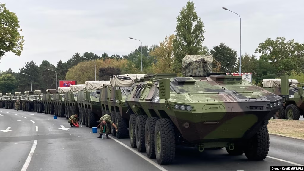 Frikë në rajon: Serbia rrit fuqinë ushtarake me hapa të shpejtë