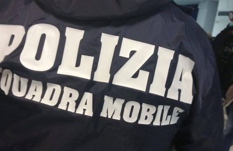 Operacion në Itali, shqiptari kapet me 2 kg kokainë të pastër, shtëpinë e kishte kthyer në laborator!