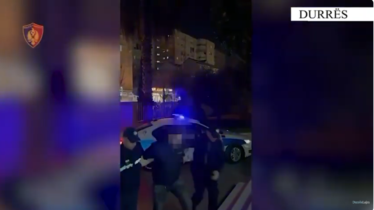 Durrës/ I dënuar për falsifikim dokumentesh, 39-vjeçari kapet duke drejtuar makinën nën efektin e drogës (VIDEO)